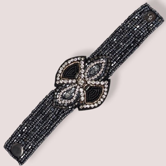 Vintage Beaded Rhinestone Accent Snap Bracelet - Picture 4 of 6